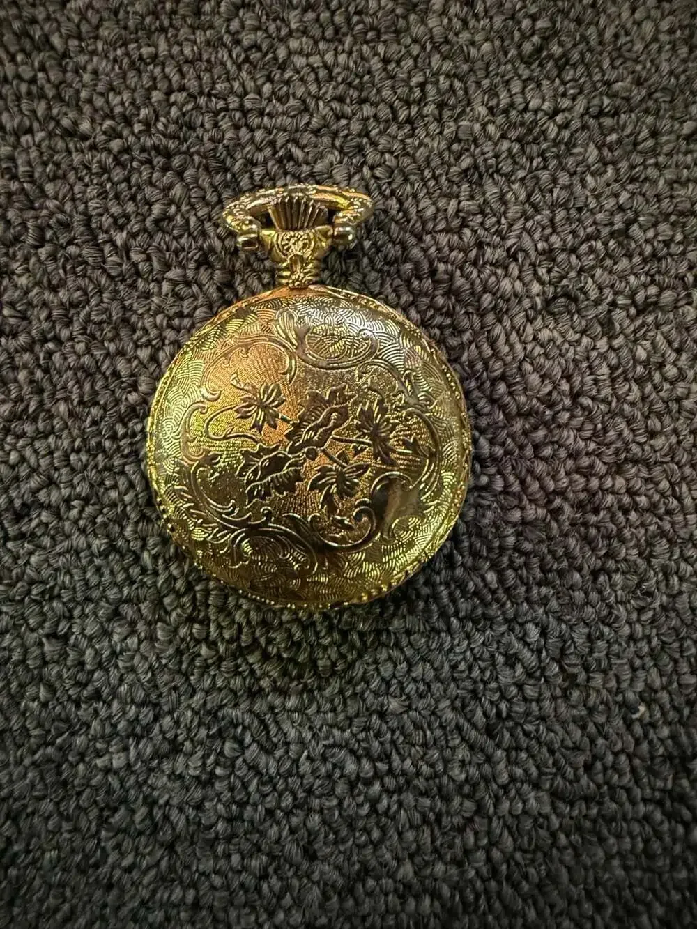 Watch-it Quartz Gold-Tone Eagle Hunting Case Pocket Watch